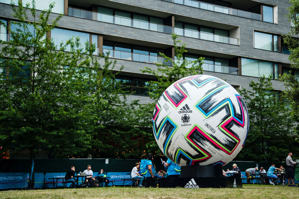frankfurt toneel loting kwalificatie EK 2024 voetbal